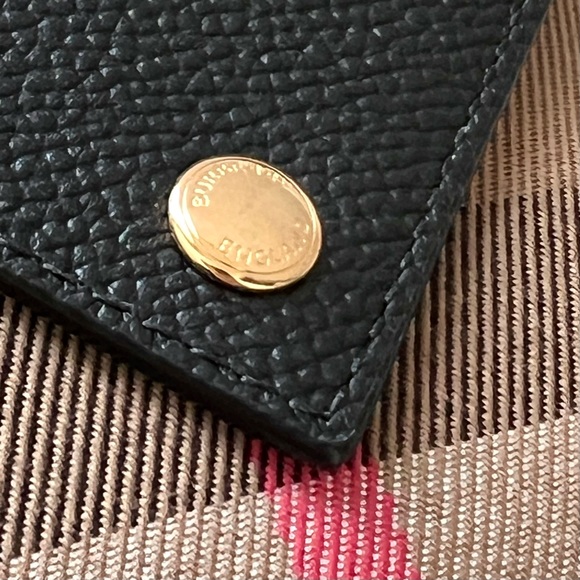 Burberry Bifold Wallet in Black - Picture 7 of 11